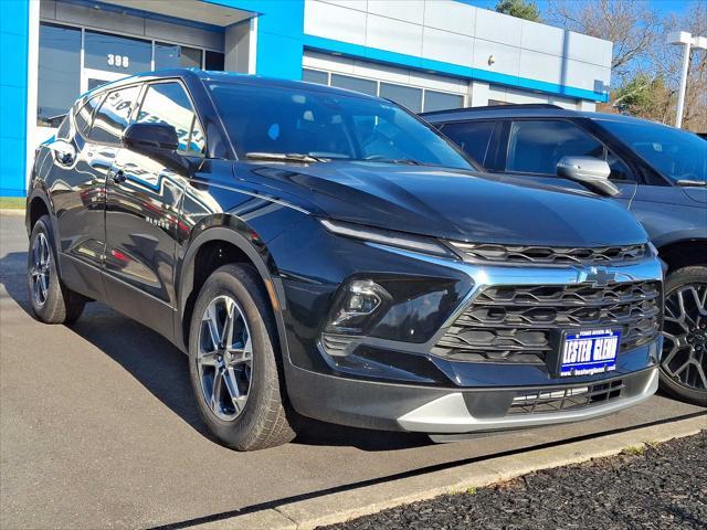 new 2025 Chevrolet Blazer car, priced at $35,698