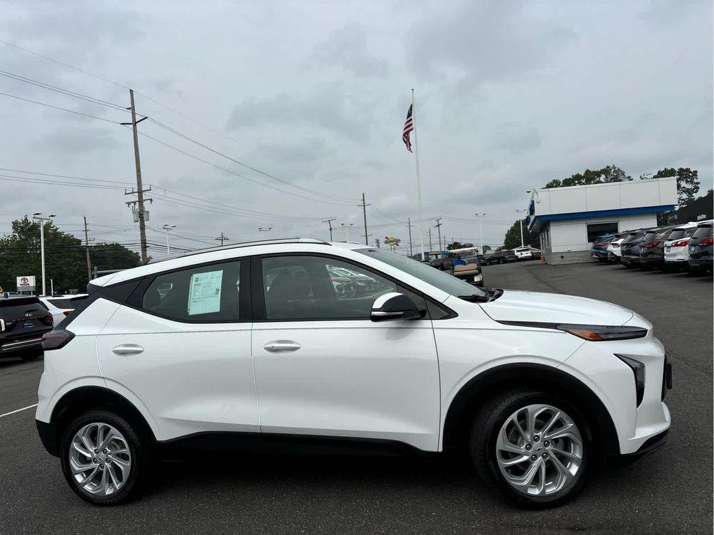 used 2022 Chevrolet Bolt EUV car, priced at $20,868