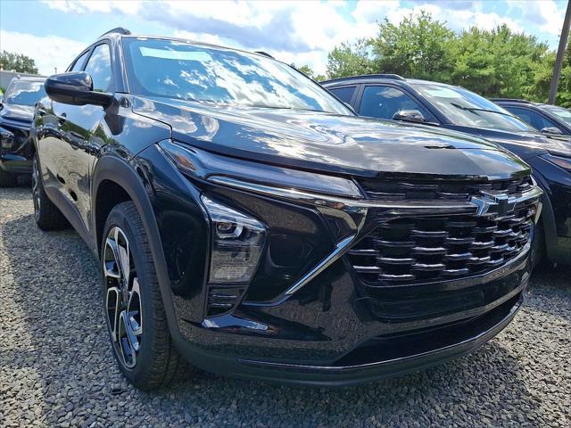 new 2025 Chevrolet Trax car, priced at $27,612