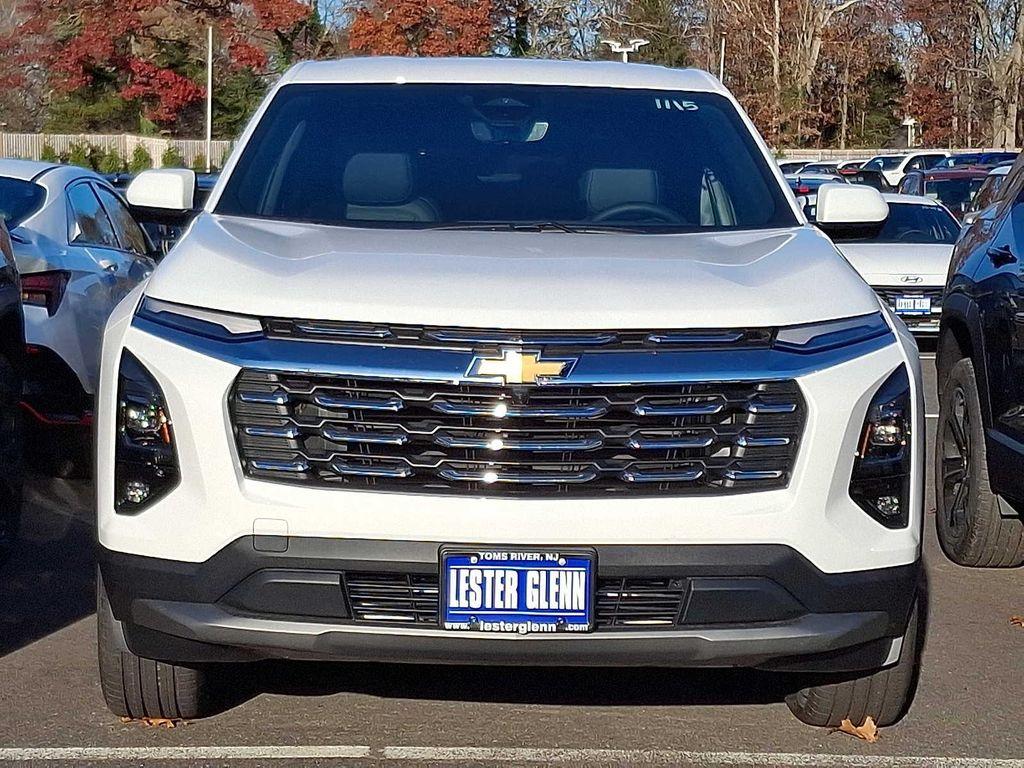 new 2026 Chevrolet Equinox car, priced at $32,153