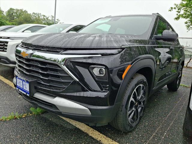 new 2026 Chevrolet TrailBlazer car, priced at $28,435