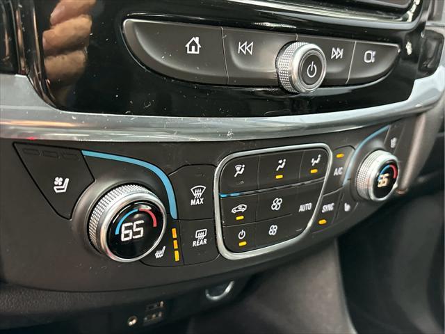 used 2020 Chevrolet Traverse car, priced at $28,255