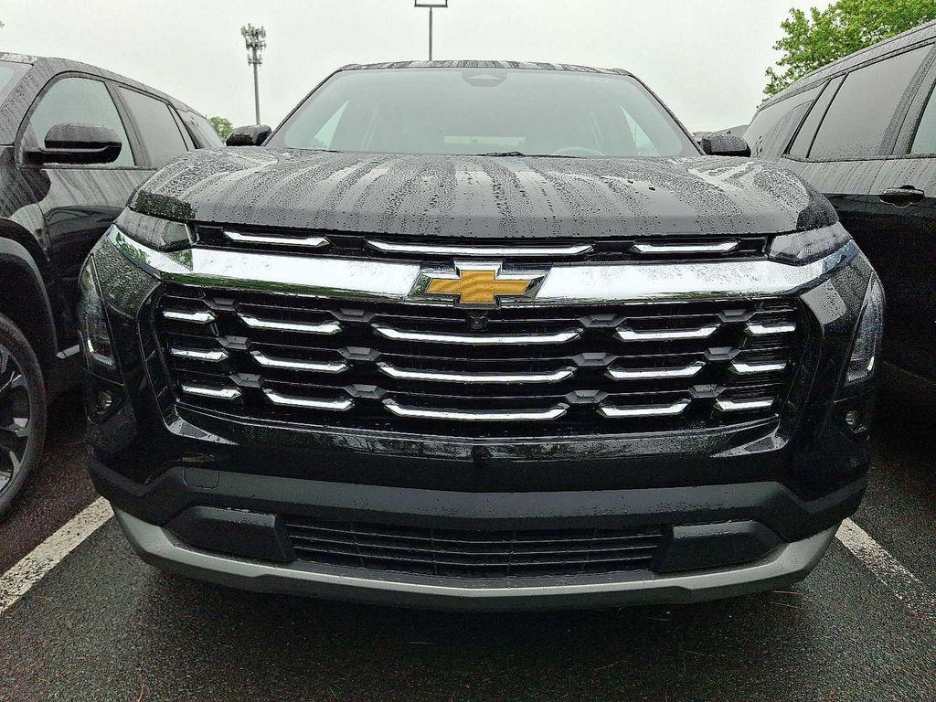 new 2026 Chevrolet Equinox car, priced at $31,653