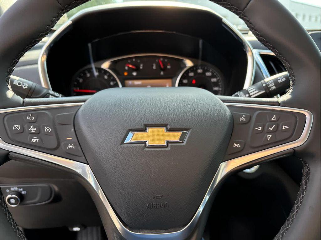 used 2023 Chevrolet Equinox car, priced at $23,937