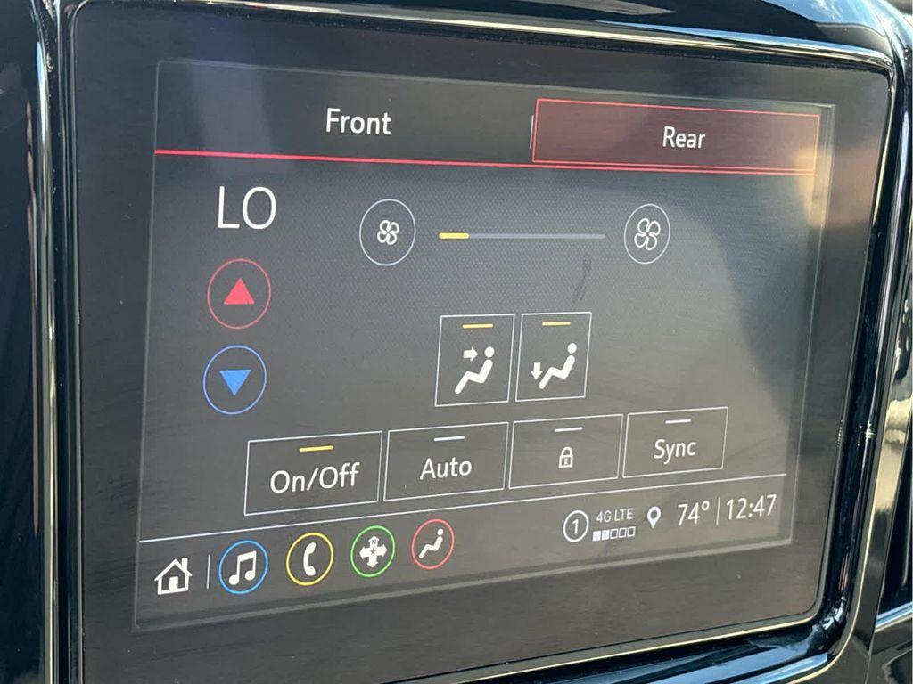 used 2023 Chevrolet Traverse car, priced at $35,129