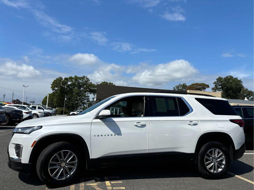 used 2023 Chevrolet Traverse car, priced at $35,129