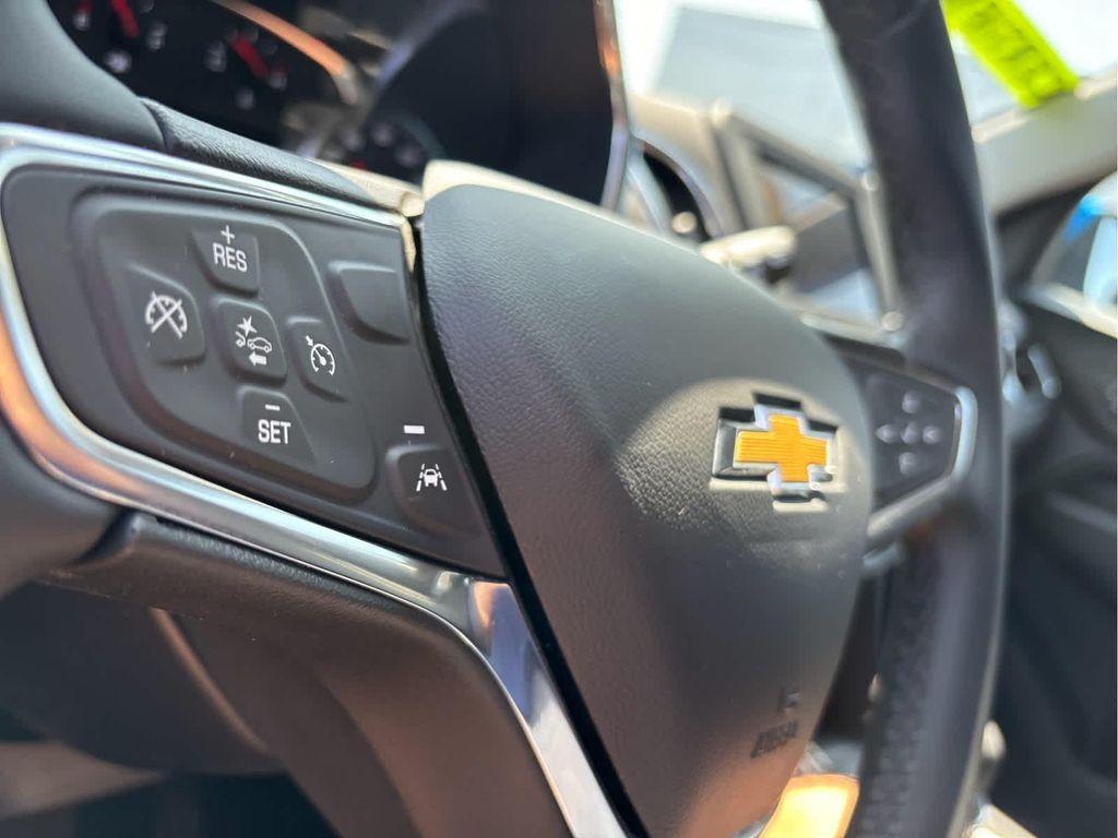 used 2024 Chevrolet Equinox car, priced at $24,937