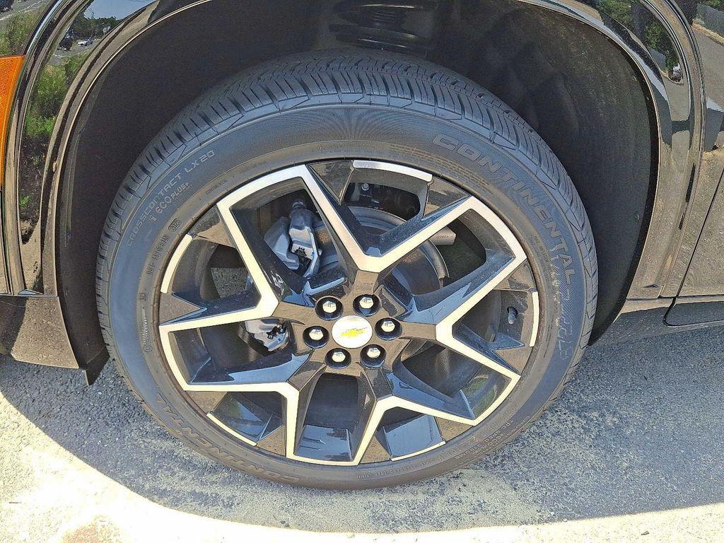 new 2026 Chevrolet Traverse car, priced at $59,783