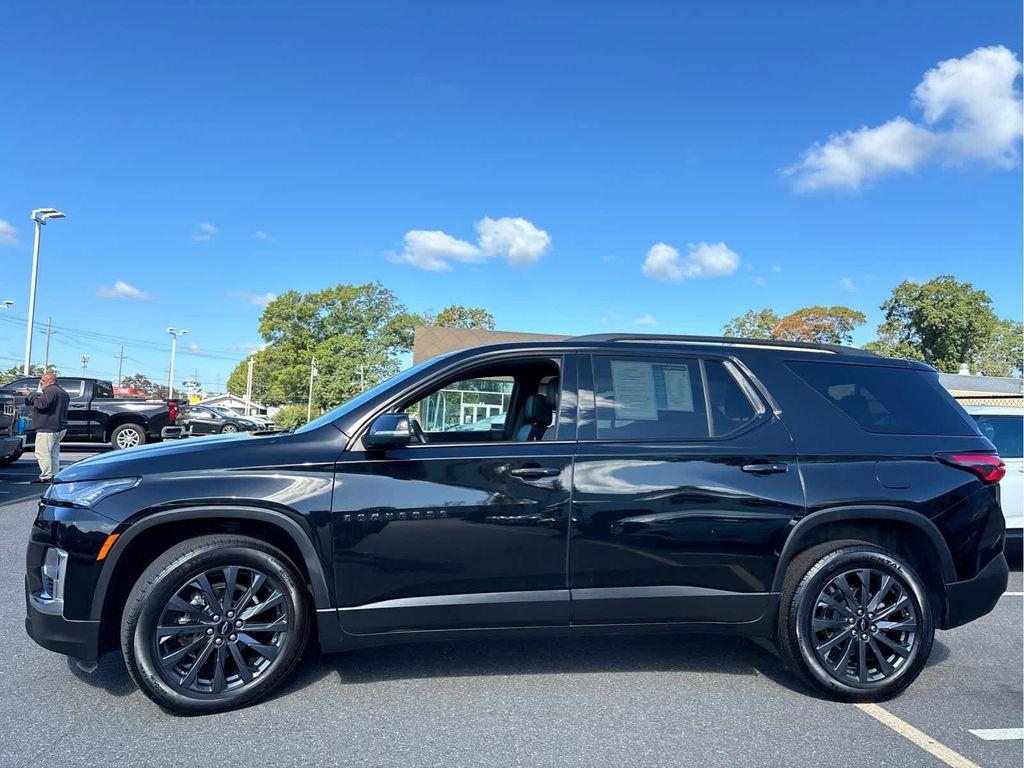 used 2023 Chevrolet Traverse car, priced at $37,095
