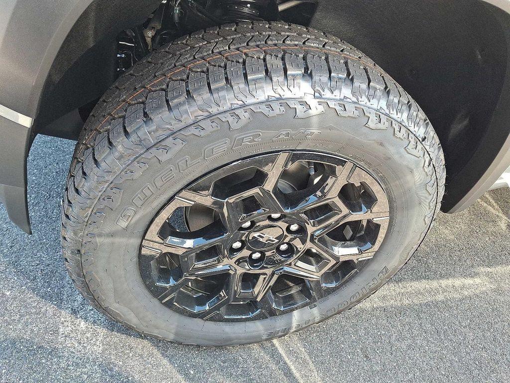 new 2026 Chevrolet Colorado car, priced at $45,423