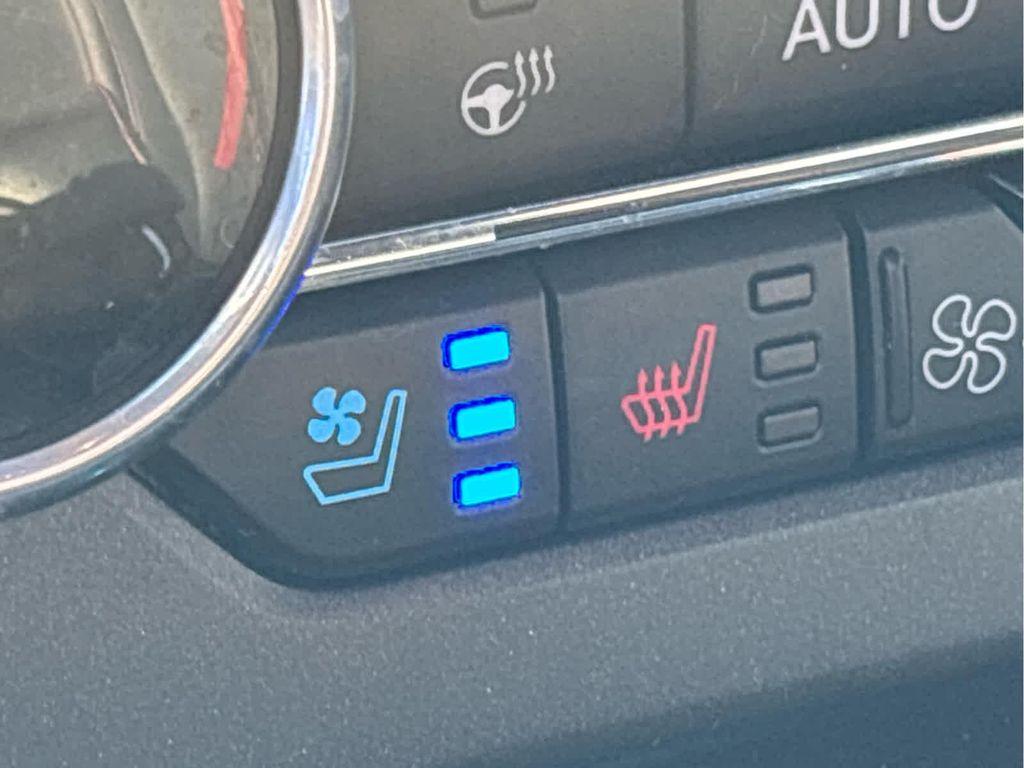 used 2019 Ford Expedition car, priced at $25,396