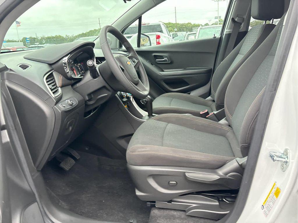 used 2022 Chevrolet Trax car, priced at $20,937