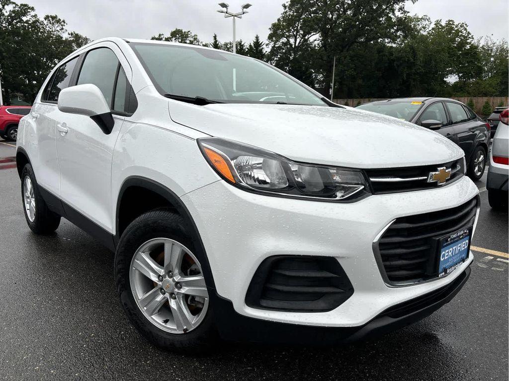 used 2022 Chevrolet Trax car, priced at $20,937