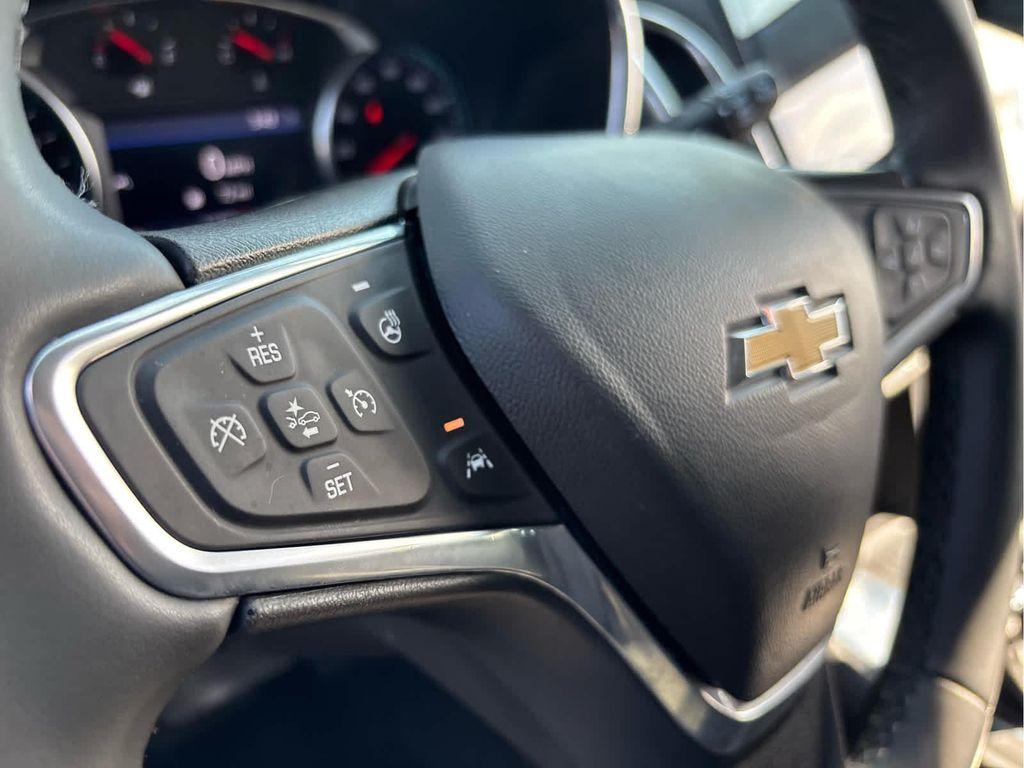 used 2023 Chevrolet Equinox car, priced at $22,312