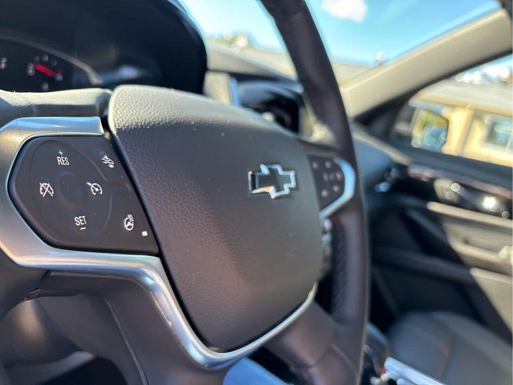 used 2023 Chevrolet Traverse car, priced at $40,936