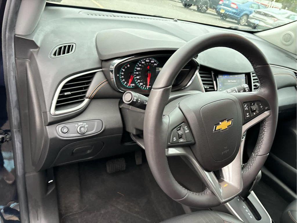 used 2022 Chevrolet Trax car, priced at $20,937