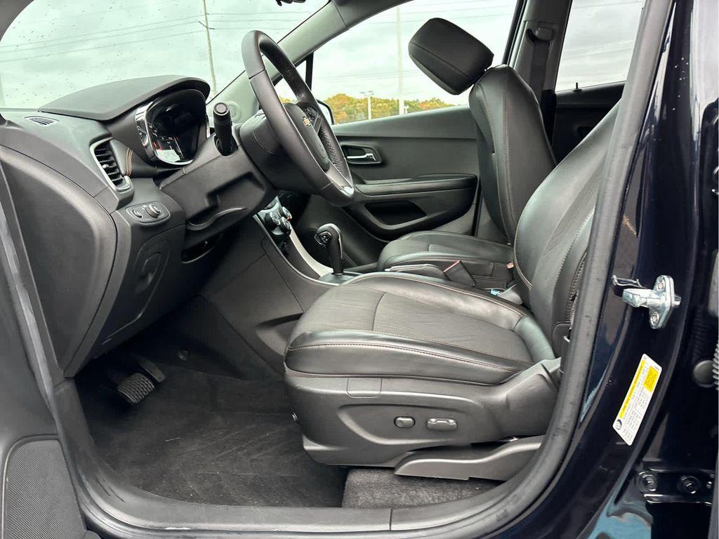 used 2022 Chevrolet Trax car, priced at $20,937