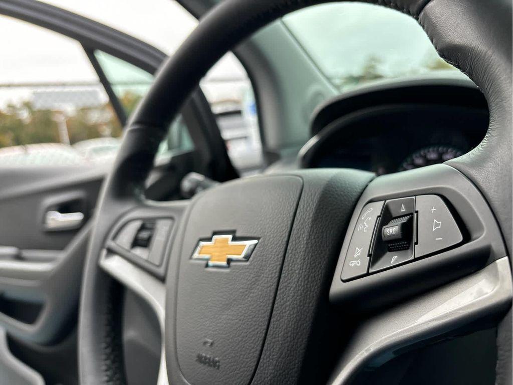 used 2022 Chevrolet Trax car, priced at $20,937