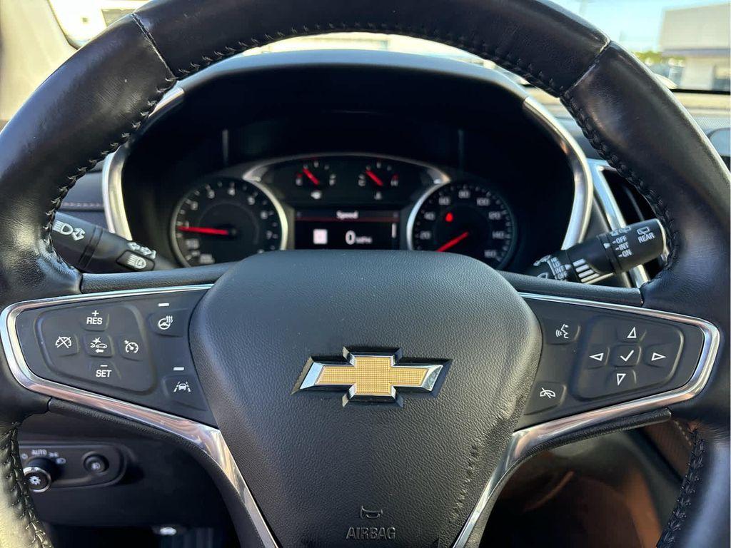 used 2021 Chevrolet Equinox car, priced at $24,937