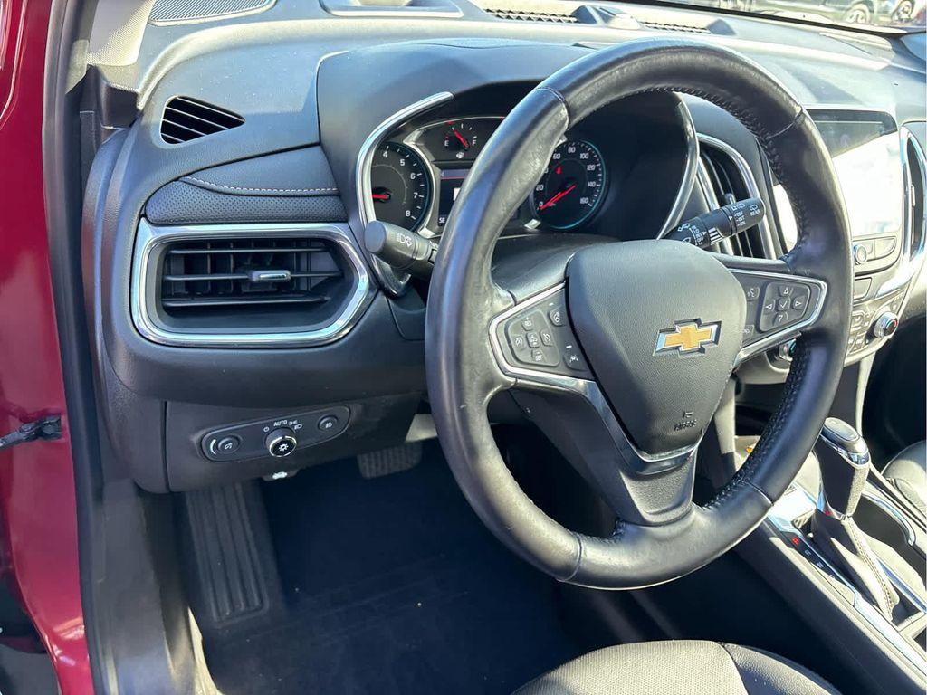 used 2021 Chevrolet Equinox car, priced at $24,937