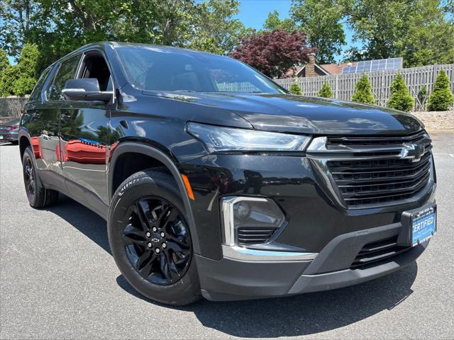 used 2022 Chevrolet Traverse car, priced at $27,988