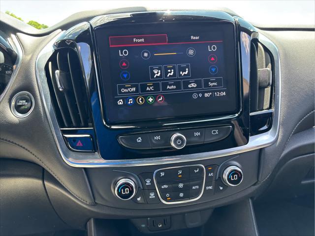 used 2022 Chevrolet Traverse car, priced at $27,988
