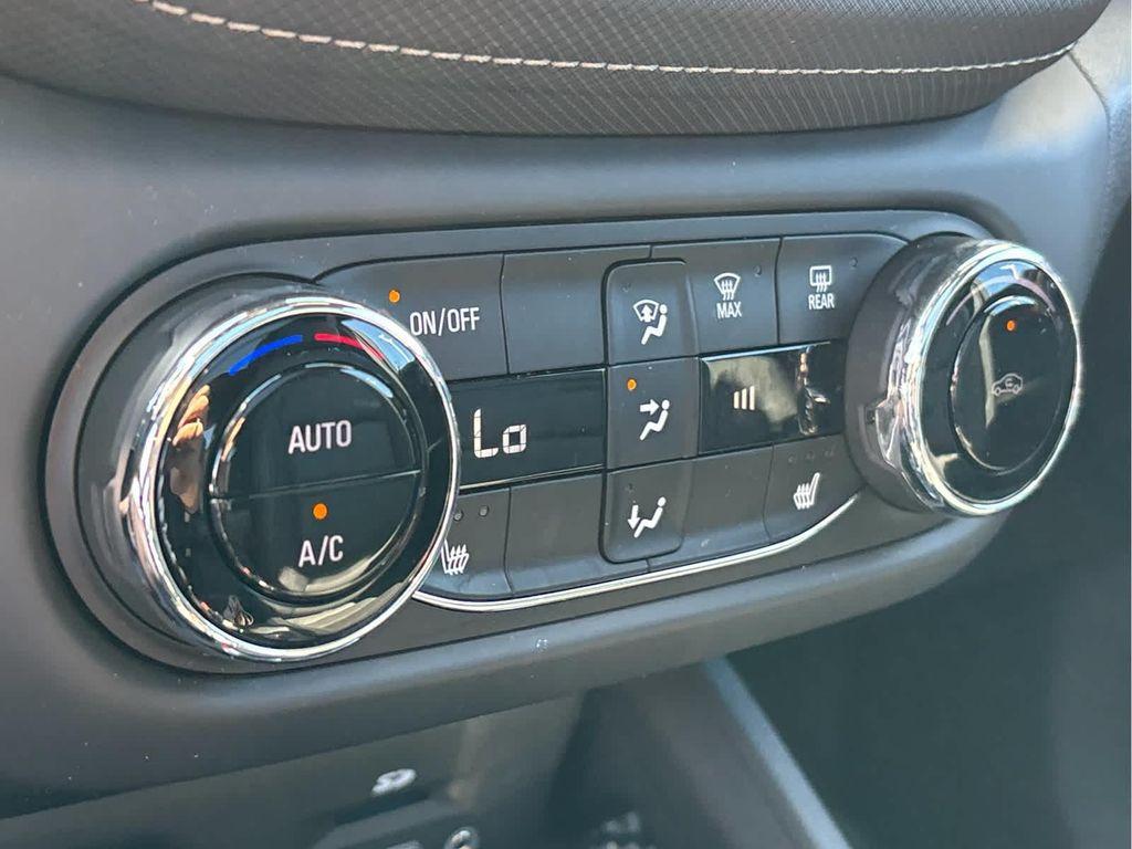 used 2021 Chevrolet TrailBlazer car, priced at $21,793