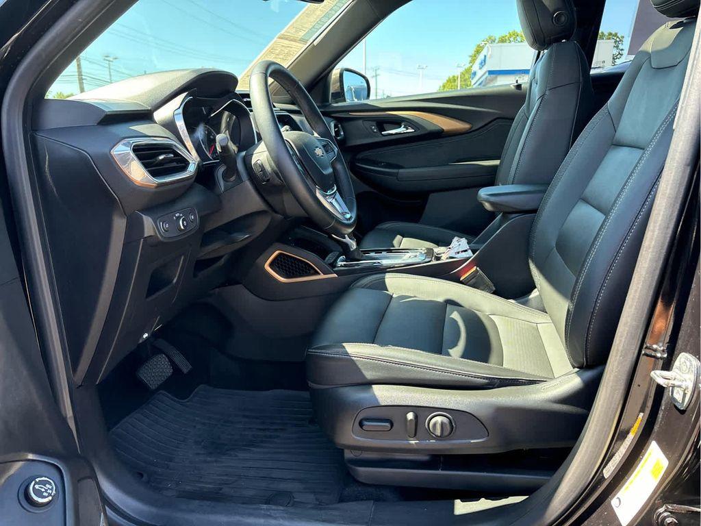 used 2021 Chevrolet TrailBlazer car, priced at $21,793