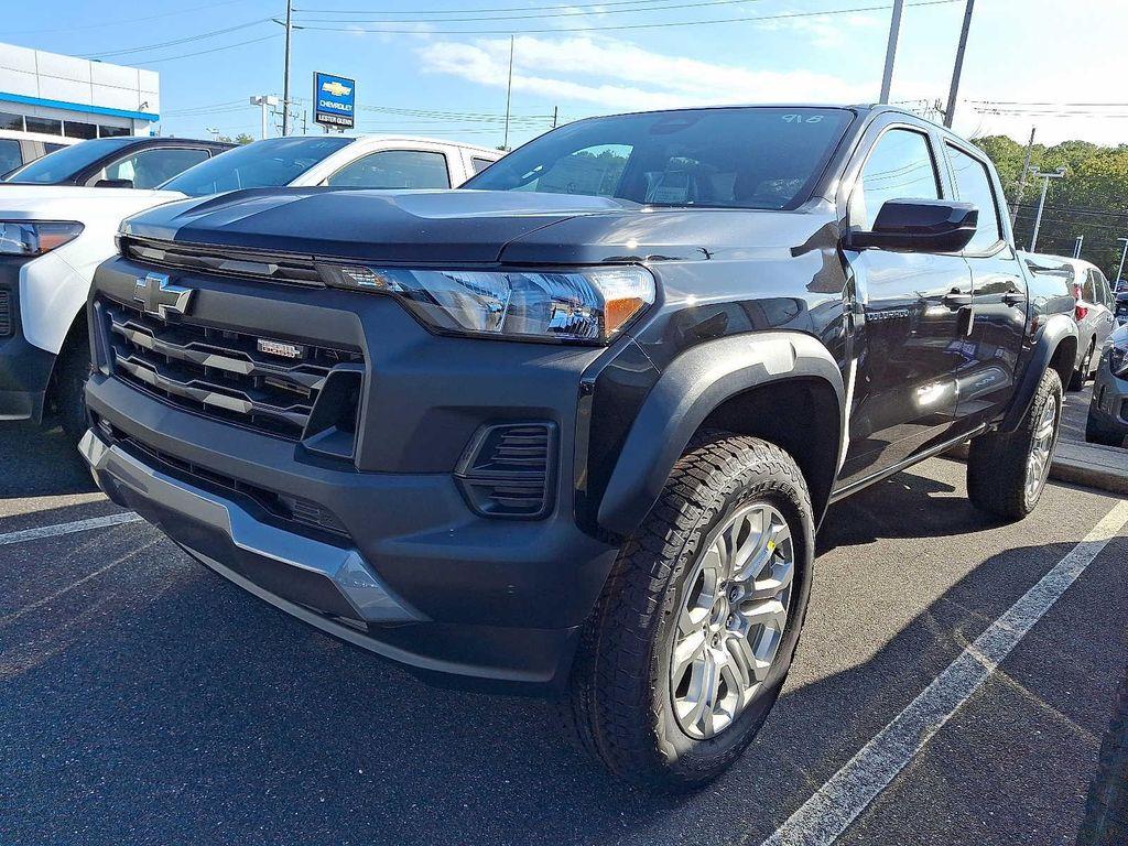 new 2026 Chevrolet Colorado car, priced at $43,943