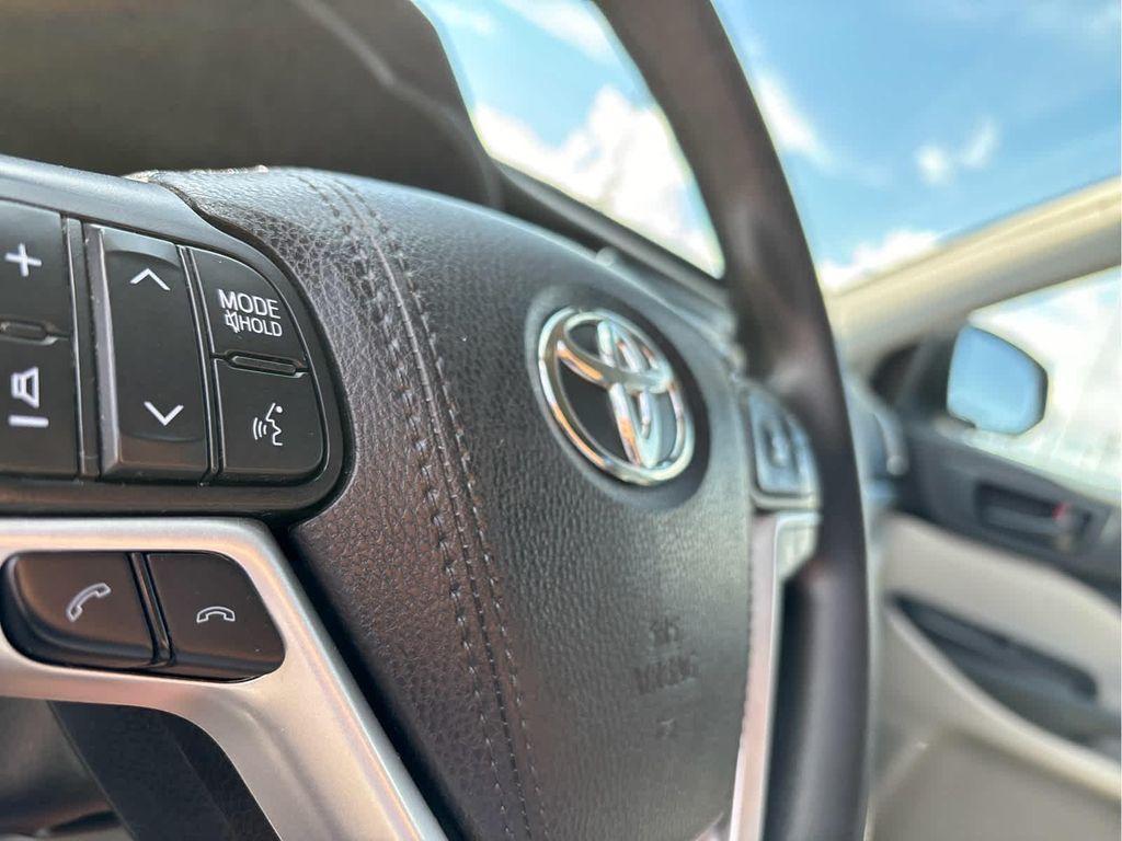 used 2019 Toyota Highlander car, priced at $23,937
