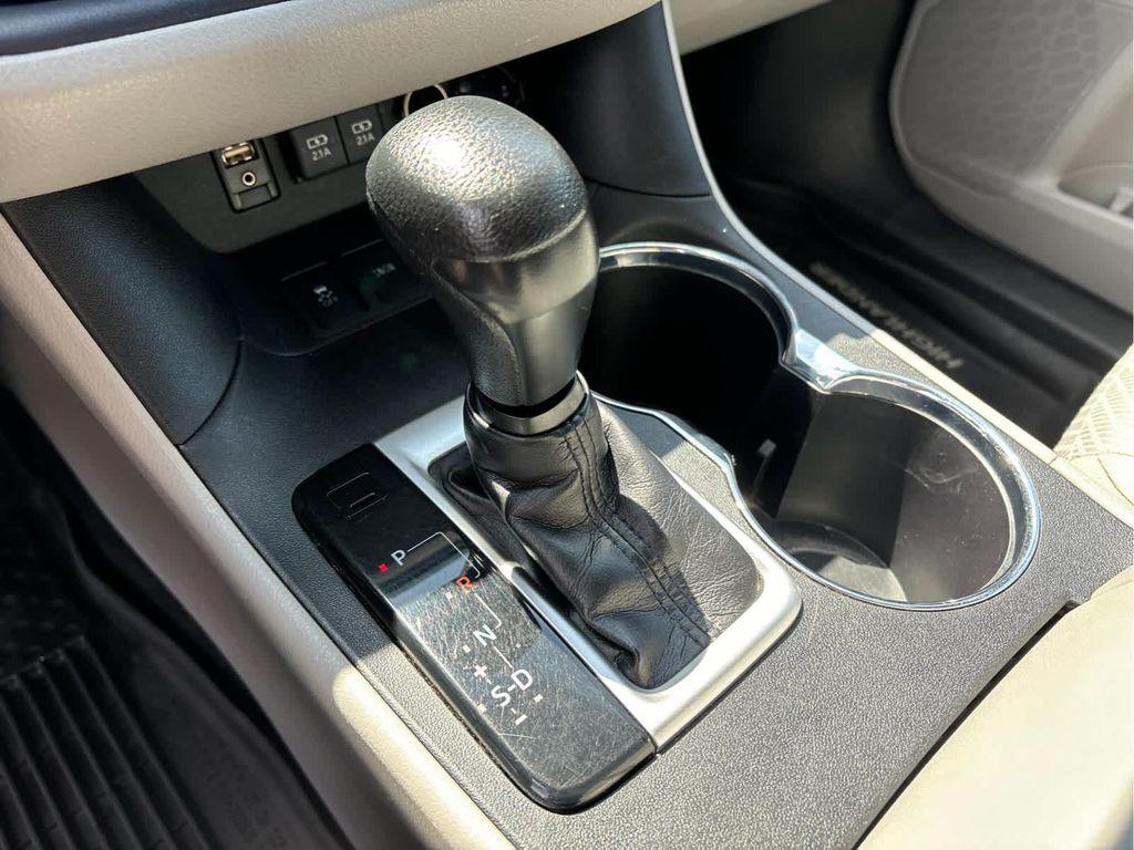 used 2019 Toyota Highlander car, priced at $23,937