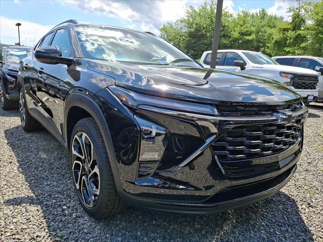 new 2025 Chevrolet Trax car, priced at $27,612