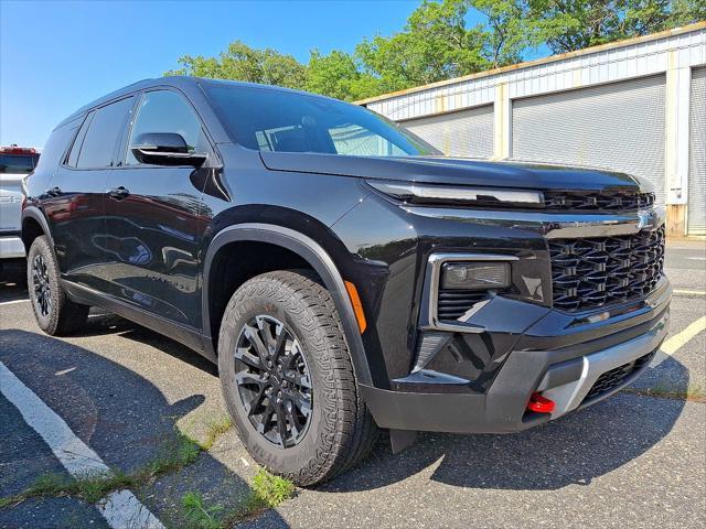 new 2025 Chevrolet Traverse car, priced at $50,057
