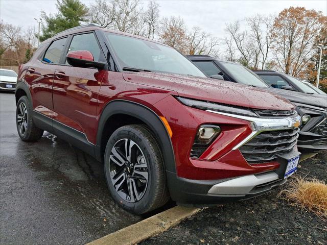 new 2025 Chevrolet TrailBlazer car, priced at $30,333