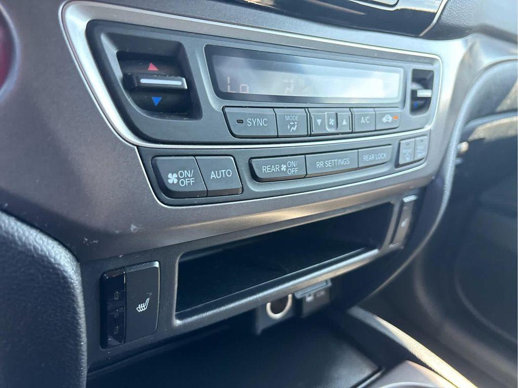 used 2021 Honda Pilot car, priced at $21,395