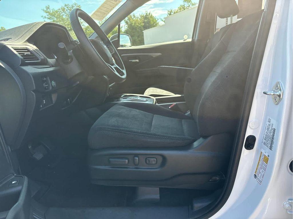 used 2021 Honda Pilot car, priced at $21,395