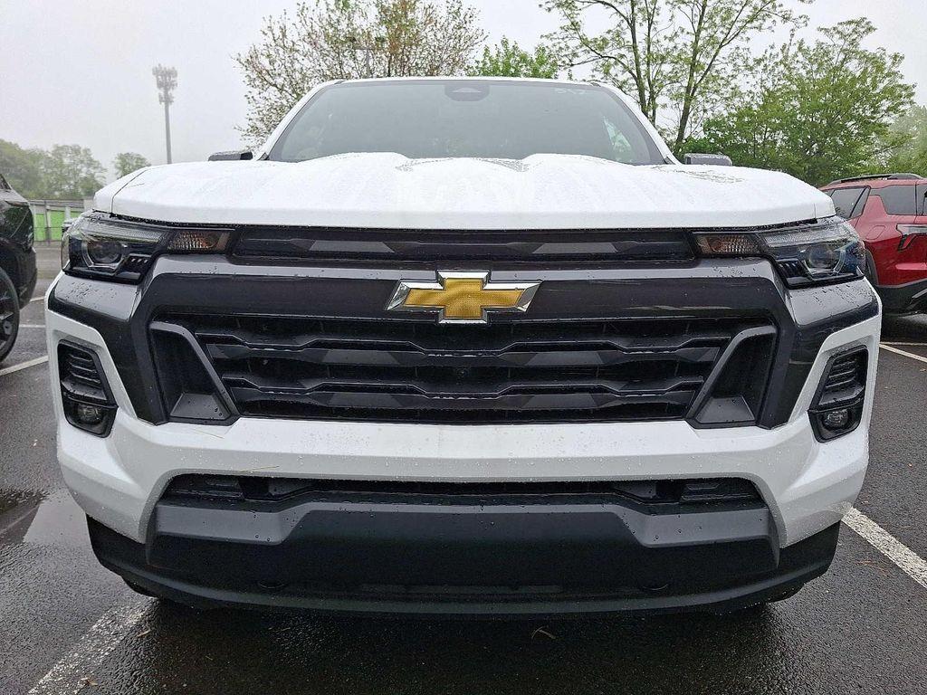 new 2025 Chevrolet Colorado car, priced at $43,267