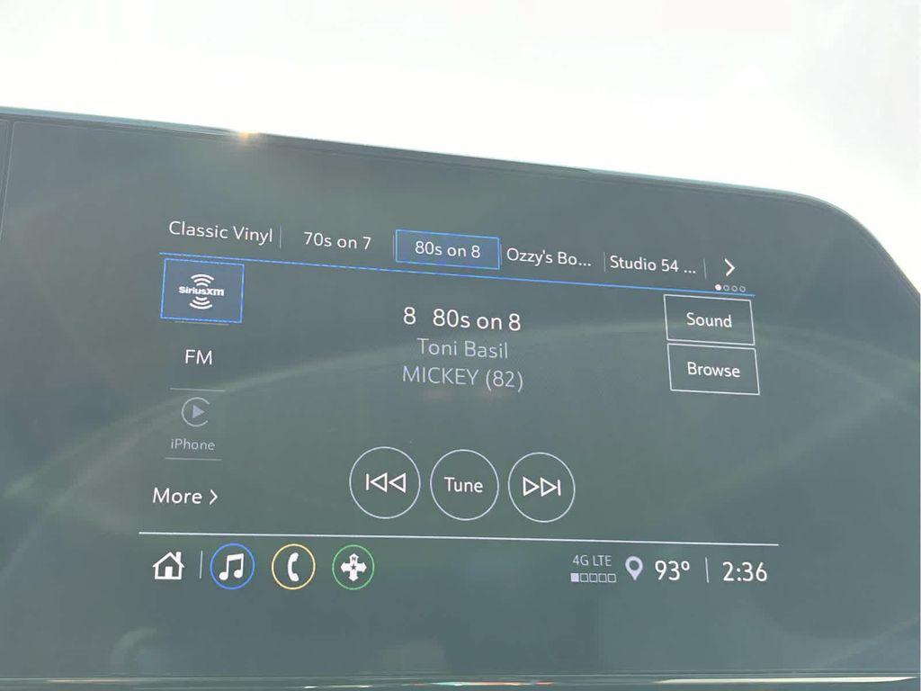 used 2024 Chevrolet Trax car, priced at $23,122