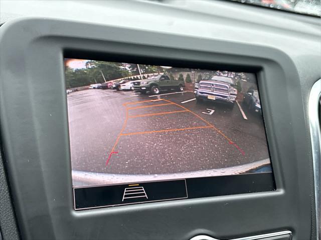 used 2022 Chevrolet Equinox car, priced at $23,499