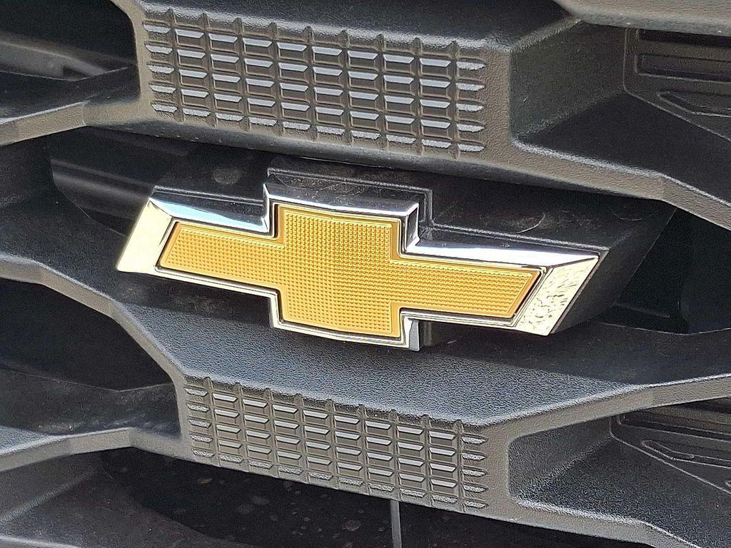 new 2025 Chevrolet Silverado 1500 car, priced at $49,768