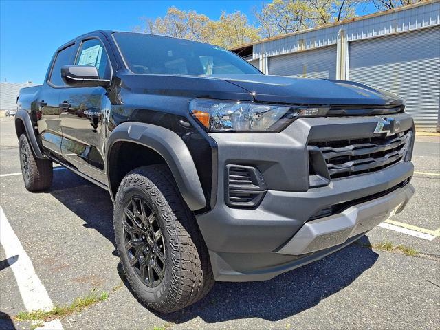 new 2025 Chevrolet Colorado car, priced at $40,702
