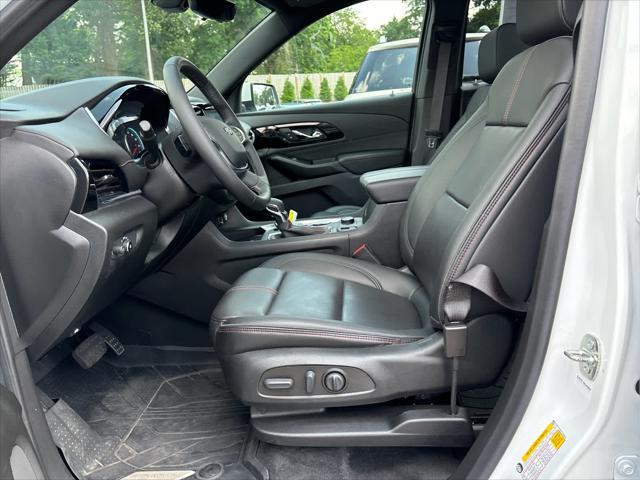 used 2023 Chevrolet Traverse car, priced at $43,937