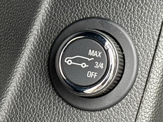 used 2023 Chevrolet Traverse car, priced at $31,933