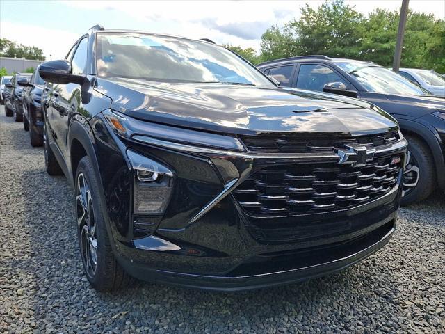 new 2025 Chevrolet Trax car, priced at $27,612