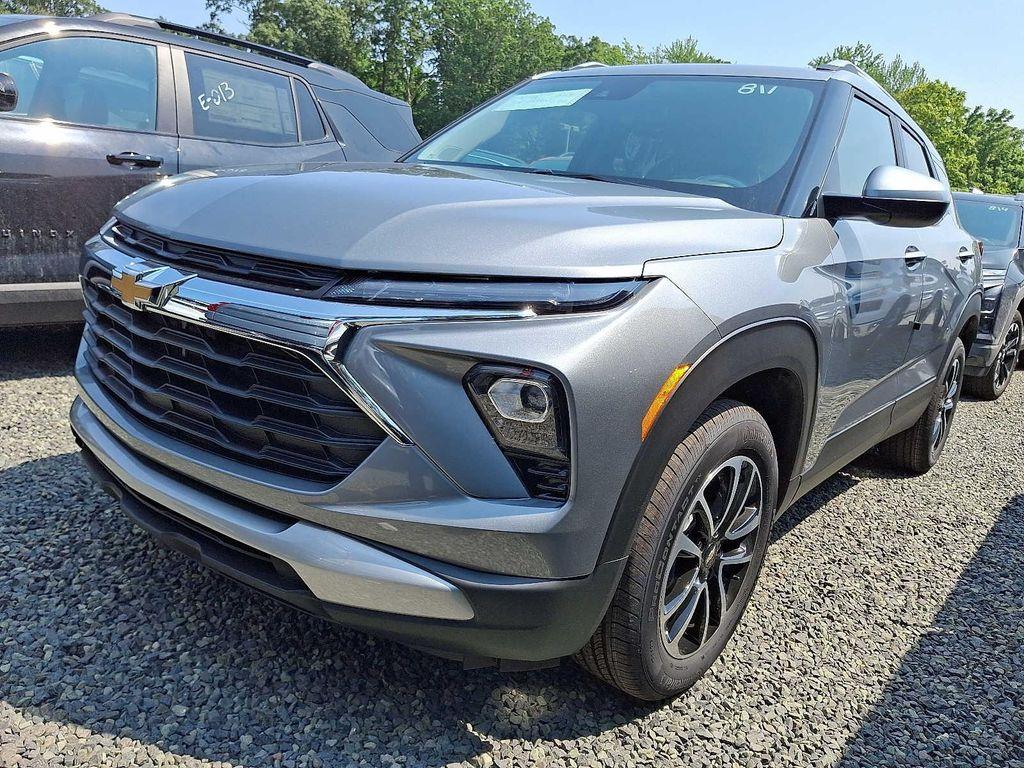 new 2026 Chevrolet TrailBlazer car, priced at $27,913