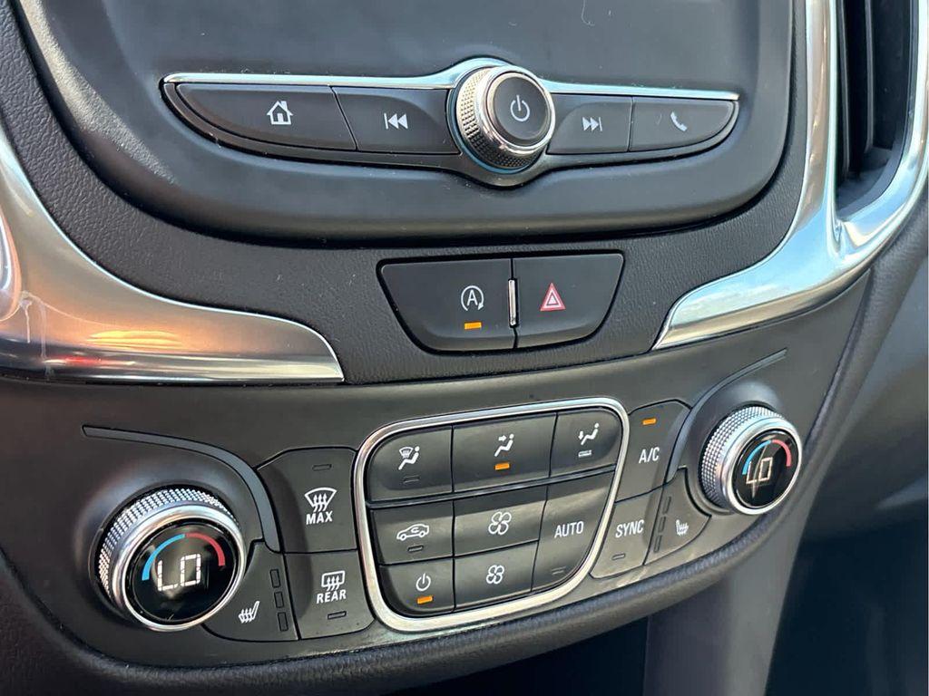 used 2022 Chevrolet Equinox car, priced at $23,937