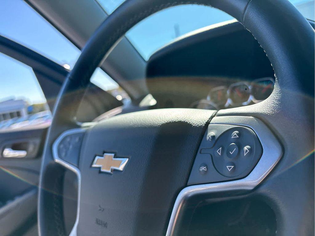 used 2020 Chevrolet Suburban car, priced at $35,637
