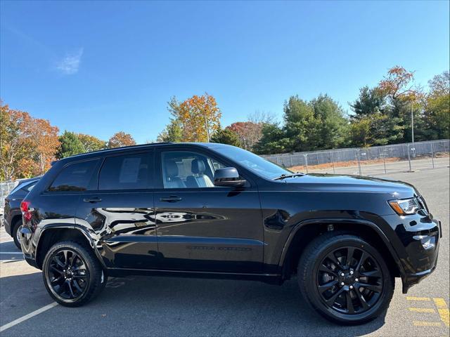 used 2022 Jeep Grand Cherokee car, priced at $30,855