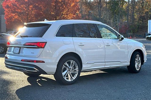 used 2024 Audi Q7 car, priced at $54,242