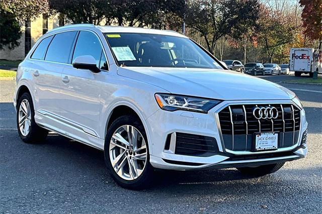 used 2024 Audi Q7 car, priced at $54,242